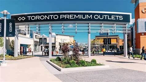 toronto outlet mall stores.